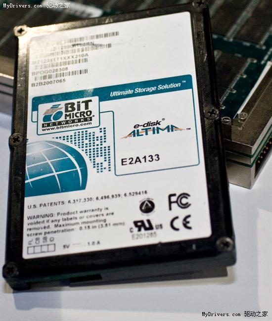 BitMicro��6.5TB��̬Ӳ�̽�����ǰ