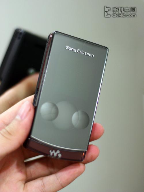 炫闪镜面触控 索尼爱立信W980音乐专测_手机