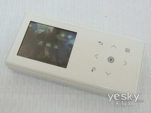内置大功率音响2G三星S5低促售999元