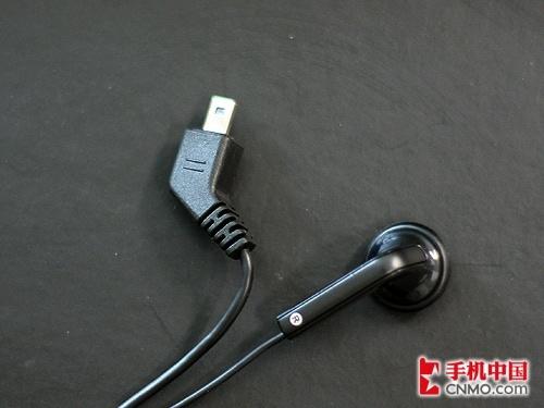 周华健代言纽曼低端音乐手机2610评测(4)