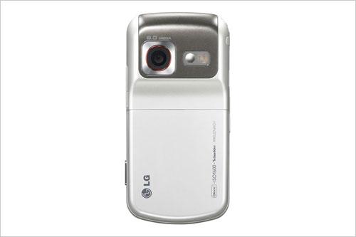 ����Ӱ�۵ǳ�LG��800�������ֻ�KC780