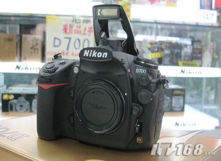 5日相机行情:尼康D700报价15600元