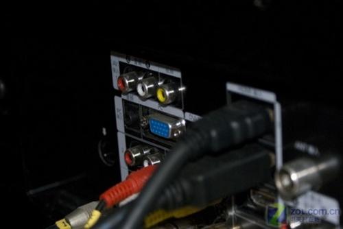 春节换个高端 各品牌顶级平板电视精选_家电