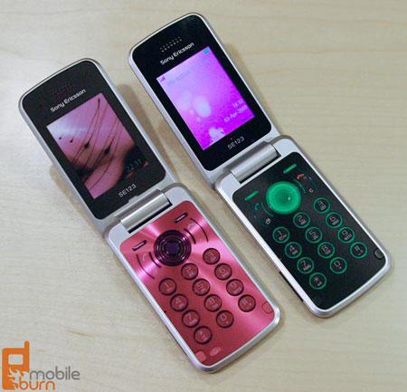三色混搭 索爱3G翻盖T707紫红色版曝光_手机