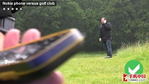 三防手机考验诺基亚3720当高尔夫球打