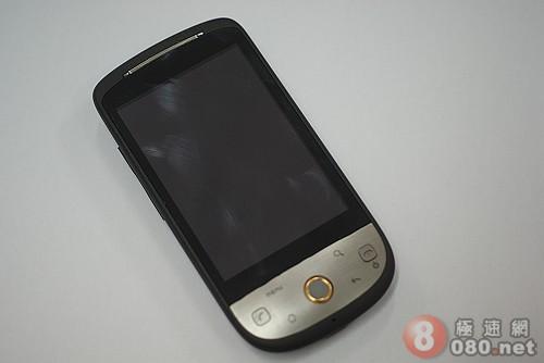 英雄雷人变身 HTC Hero200真机曝光_手机
