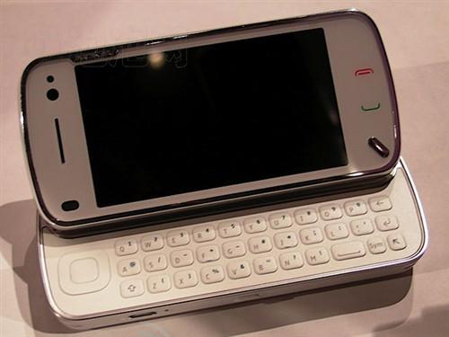 闻名不如见面 诺基亚N97如今售3300元_手机