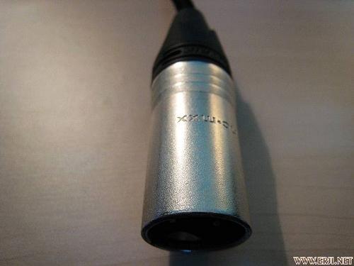 平衡线独具魅力 天龙D5000龙凤胎赏析_硬件_