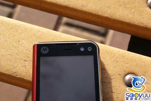 OMS操作系统摩托罗拉3G新品MT710评测