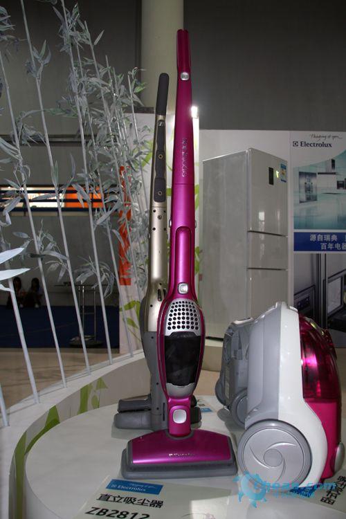 伊莱克斯瑞彼得吸尘器ZB-2812特价1799
