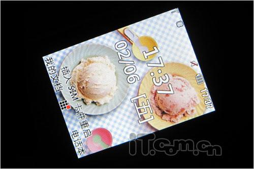 甜美倾心冰淇淋手机二代LGGD310评测(3)