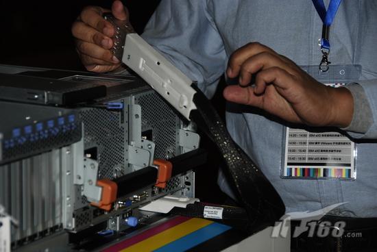 重新定义x86服务器IBMeX5架构揭秘