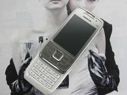 С��ͷ�д��ǻ������Я�����ֻ��Ƽ�