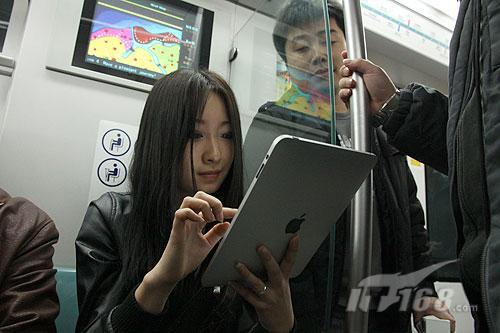 厕所比床上爽苹果iPad十场景真人测试