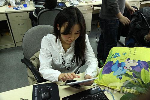 厕所比床上爽苹果iPad十场景真人测试
