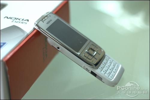 精致商务滑盖诺基亚E66行货仅1590元