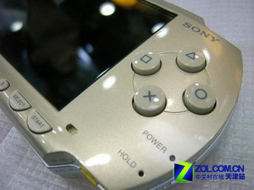 轻松体验3D游戏 索尼PSP1000游戏主机_数码