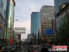 王者的巅峰对决三星i9000挑战iPhone4(7)