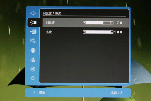 但这样一款大尺寸液晶,缺少hdmi接口,限制了迫虑逅界面!