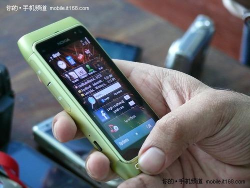 老大终于发飙 诺基亚N8上市售价6999元_手机