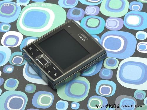 奇特的方块全键盘造型