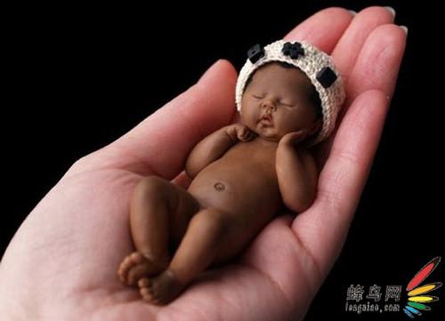 惹人怜爱的超萌婴儿微雕 