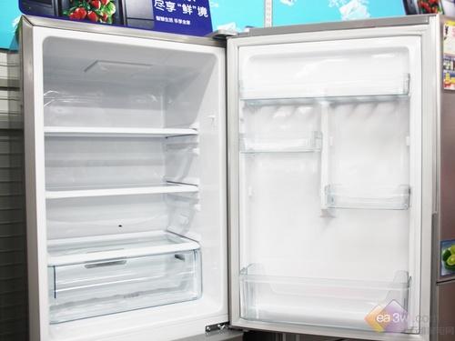 鎖住水份保持新鮮 三星兩門冰箱3290元