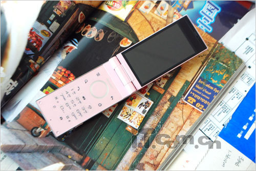点心OS系统夏普旋屏智能SH7228U评测