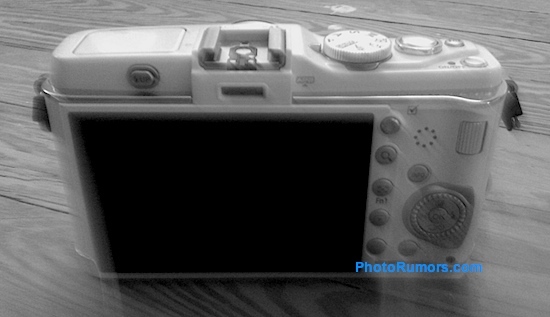 奥林巴斯E-P3搭配12mm镜头首照曝光