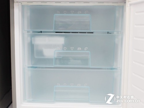 风冷全无霜设计 海尔三门冰箱卖场评测(6)_家电