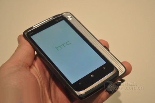 �����¾��� HTC 7 Surround������� 