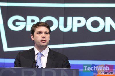 　　Groupon首席执行官Andrew Mason持股价值达12亿美元，持股7.3%。