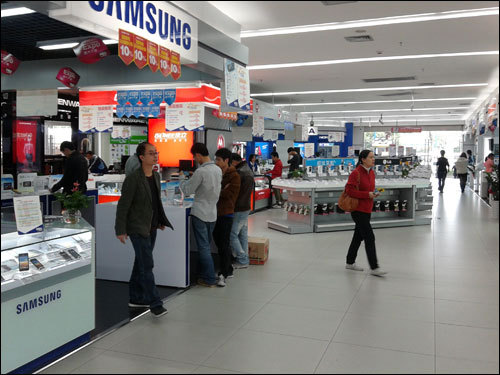 中端机低价入市三星GalaxyWI8150评测(5)