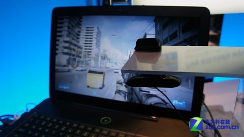 CES2012:双屏幕设计Razer展首款笔记本