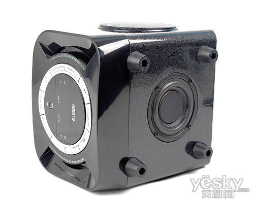 春节欢聚一堂 家居数码小音响听欢快歌曲_硬件