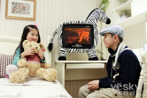 欢乐童年伴侣瀚斯宝丽斑马液晶电视评测