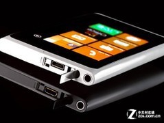 白色Lumia 800 