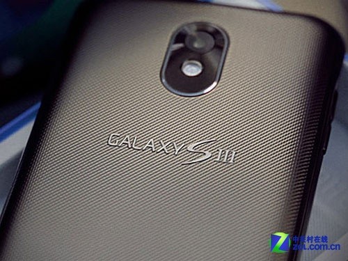 3月22日法国发布 三星GALAXY SⅢ仅厚7毫米 