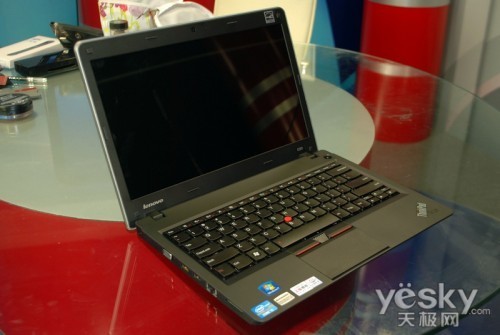 þ ThinkPad E3204400Ԫ