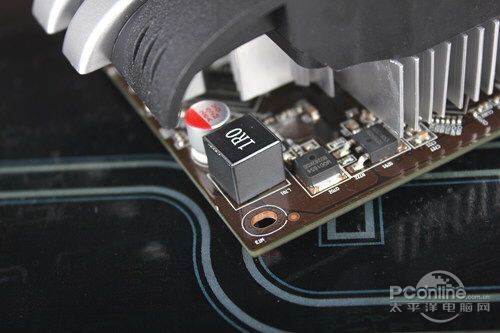 ƾ��������Ϸ���ֳ�ֵHD6570�Կ�����