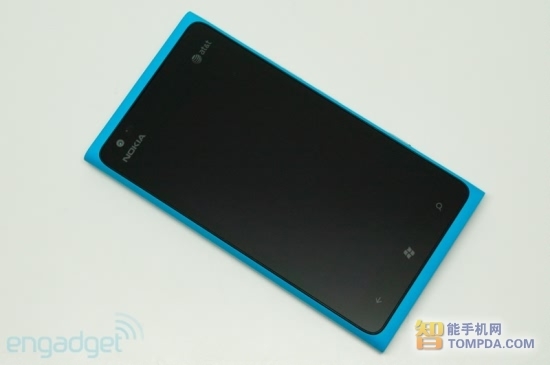 4.3英寸大屏旗舰 诺基亚Lumia 900评测_手机