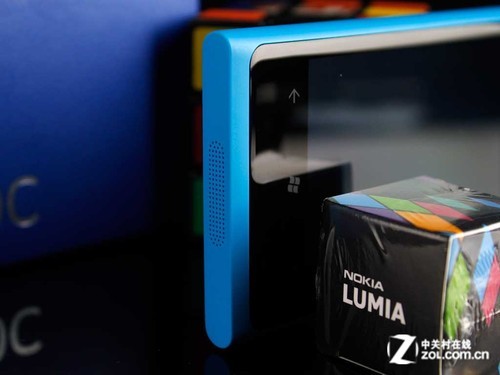 蓝色妖姬电信版诺基亚Lumia800C图赏(3)