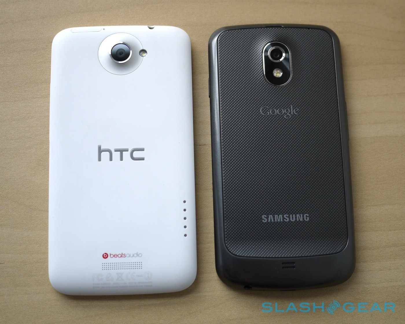 安卓旗舰 HTC One X对比GALAXY Nexus_手机