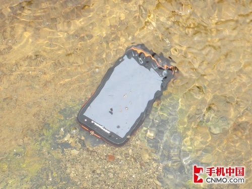 三防安卓手机摩托罗拉XT536十渡游水记(4)