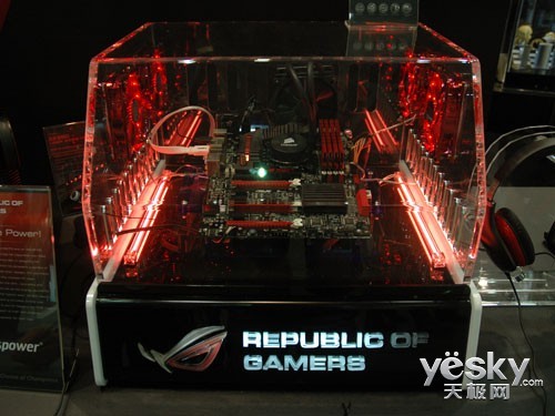 COMPUTEX2012ROGȫϵƷ໪˶չ̨