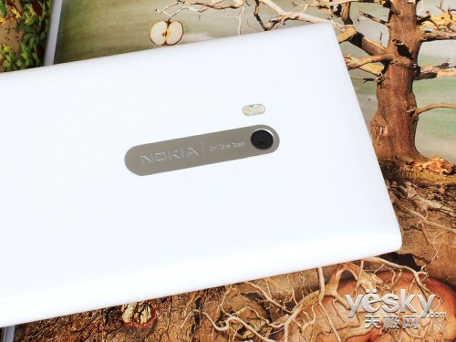 后WP7时代智能旗舰诺基亚Lumia900评测
