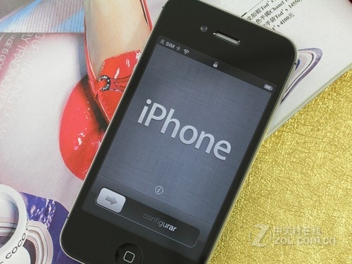 iPhone 4S 黑色 屏幕图