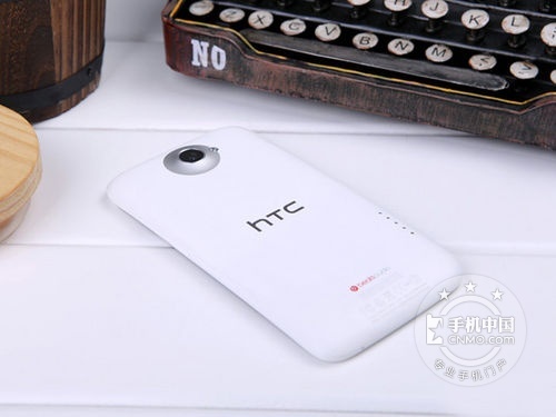 HTC One X() 