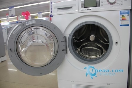 冲锋衣和羽绒服轻松洗博世户外洗衣机