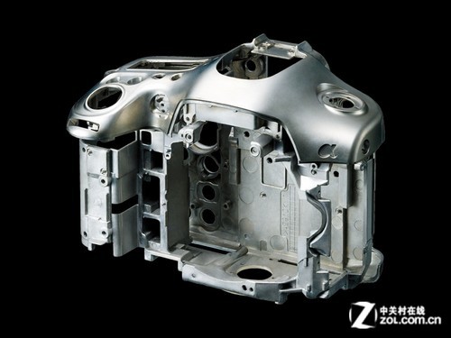 全球首款全画幅半透镜单电索尼A99评测